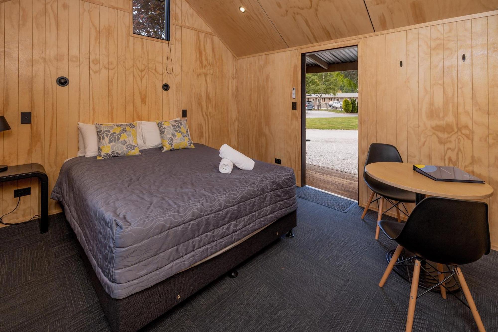 Queenstown Top 10 Holiday Park Esterno foto