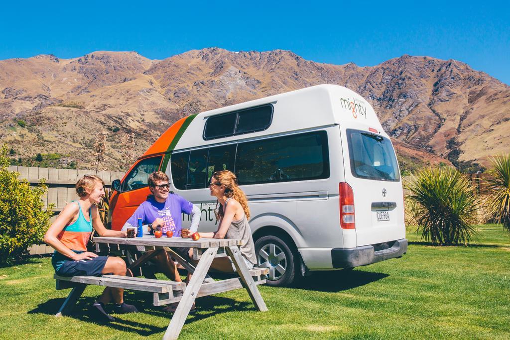Queenstown Top 10 Holiday Park Esterno foto