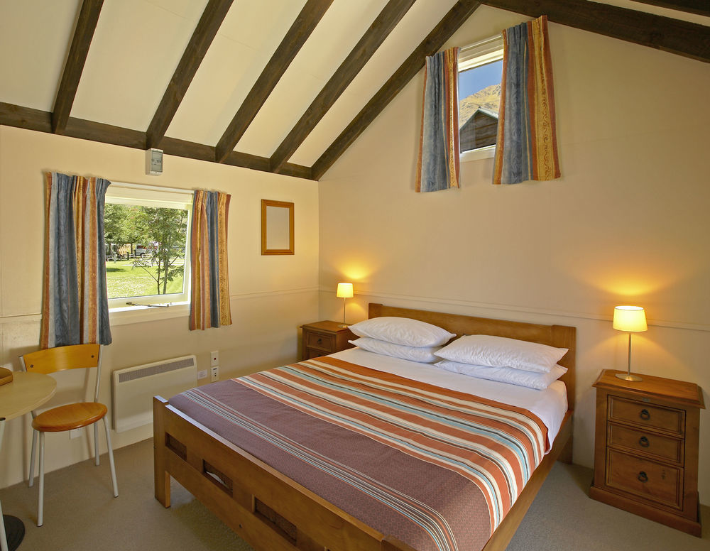 Queenstown Top 10 Holiday Park Esterno foto