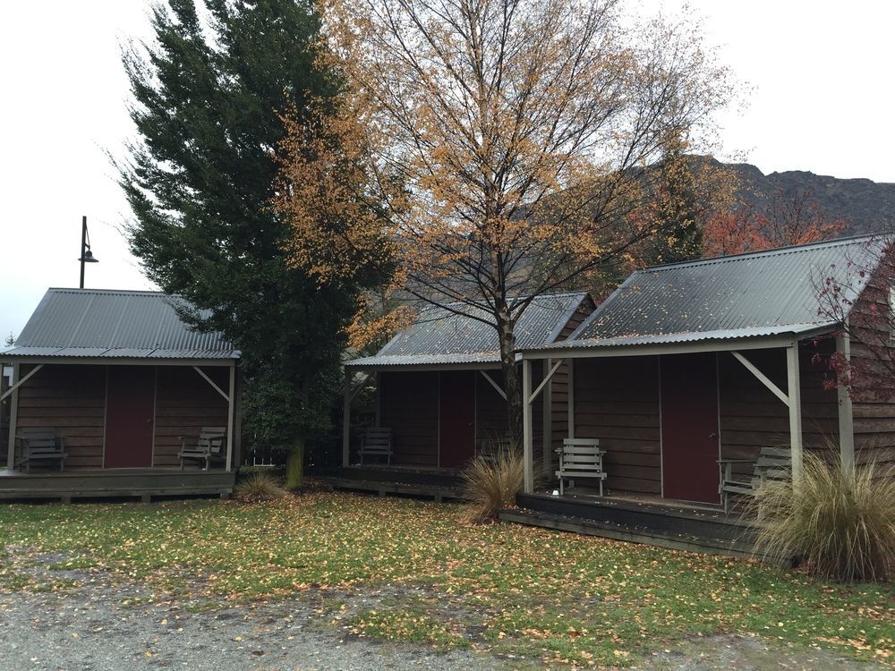 Queenstown Top 10 Holiday Park Esterno foto