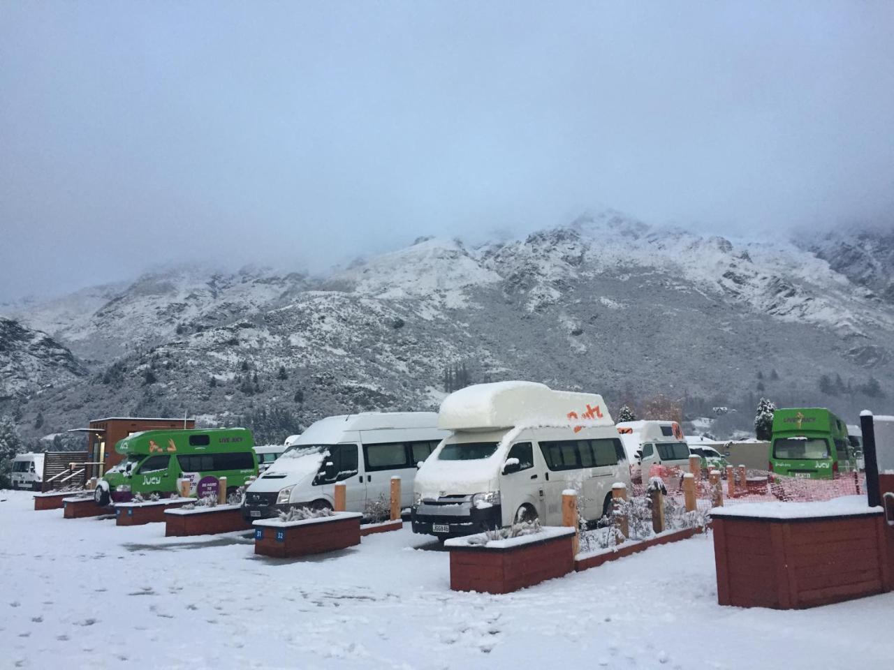 Queenstown Top 10 Holiday Park Esterno foto